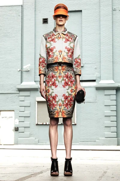 Look 2